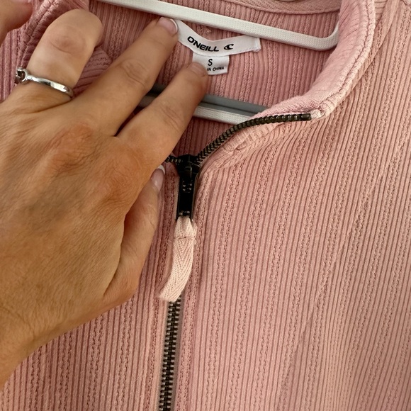 O'Neill Pink Ribbed Set - Picture 4 of 8